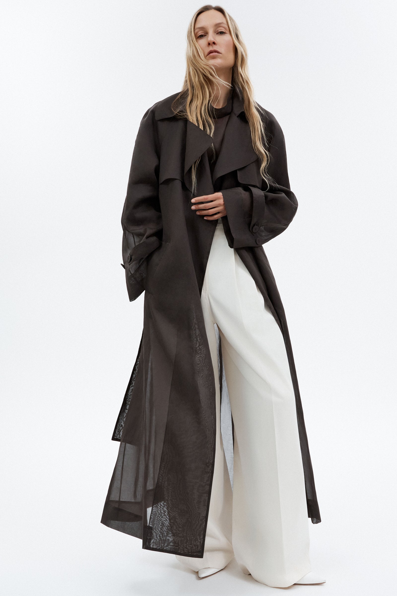 Pre-Fall 2025 - Model Image 14