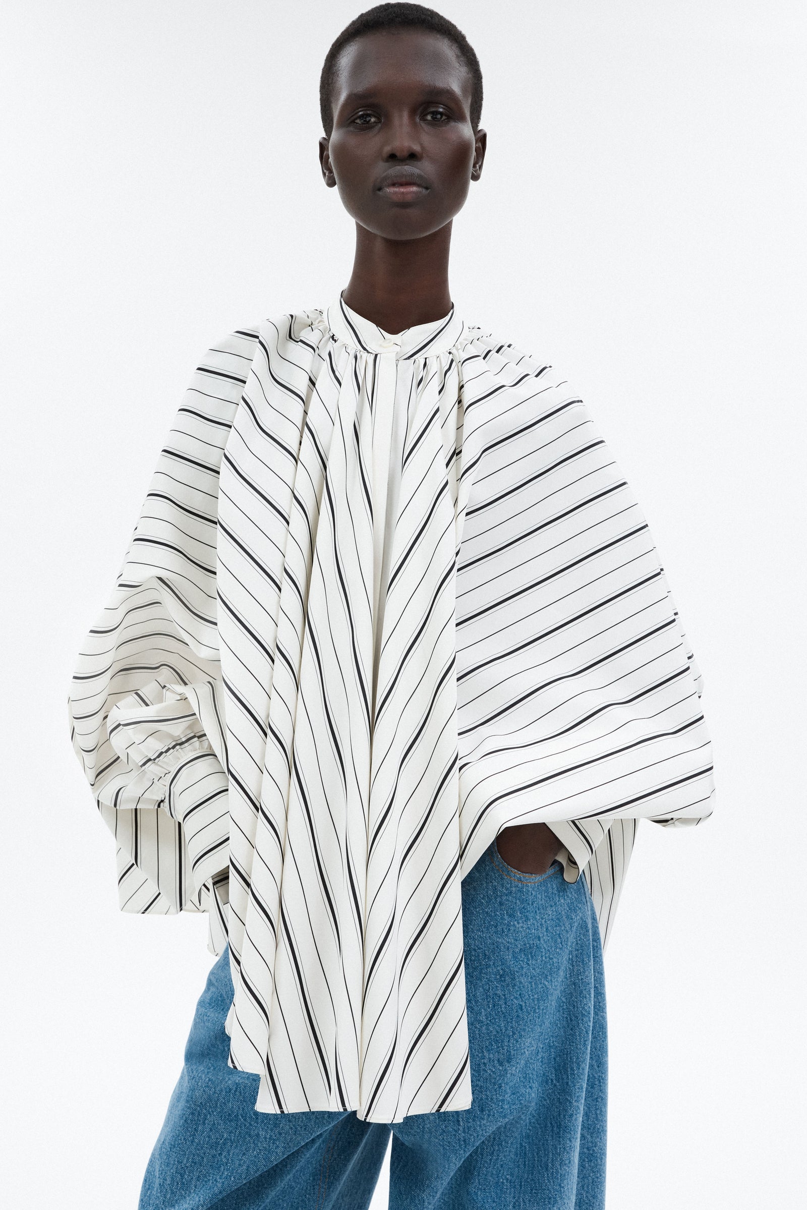Pre-Fall 2025 - Model Image 26