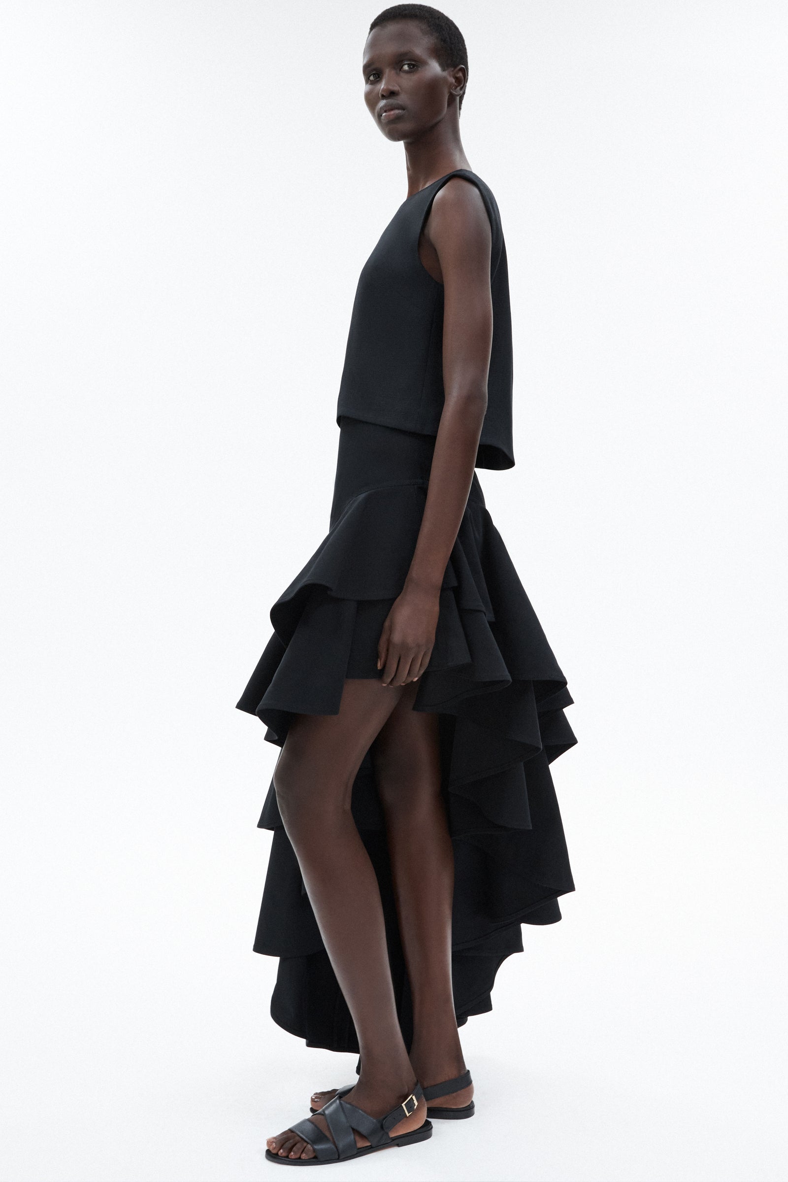 Pre-Fall 2025 - Model Image 28