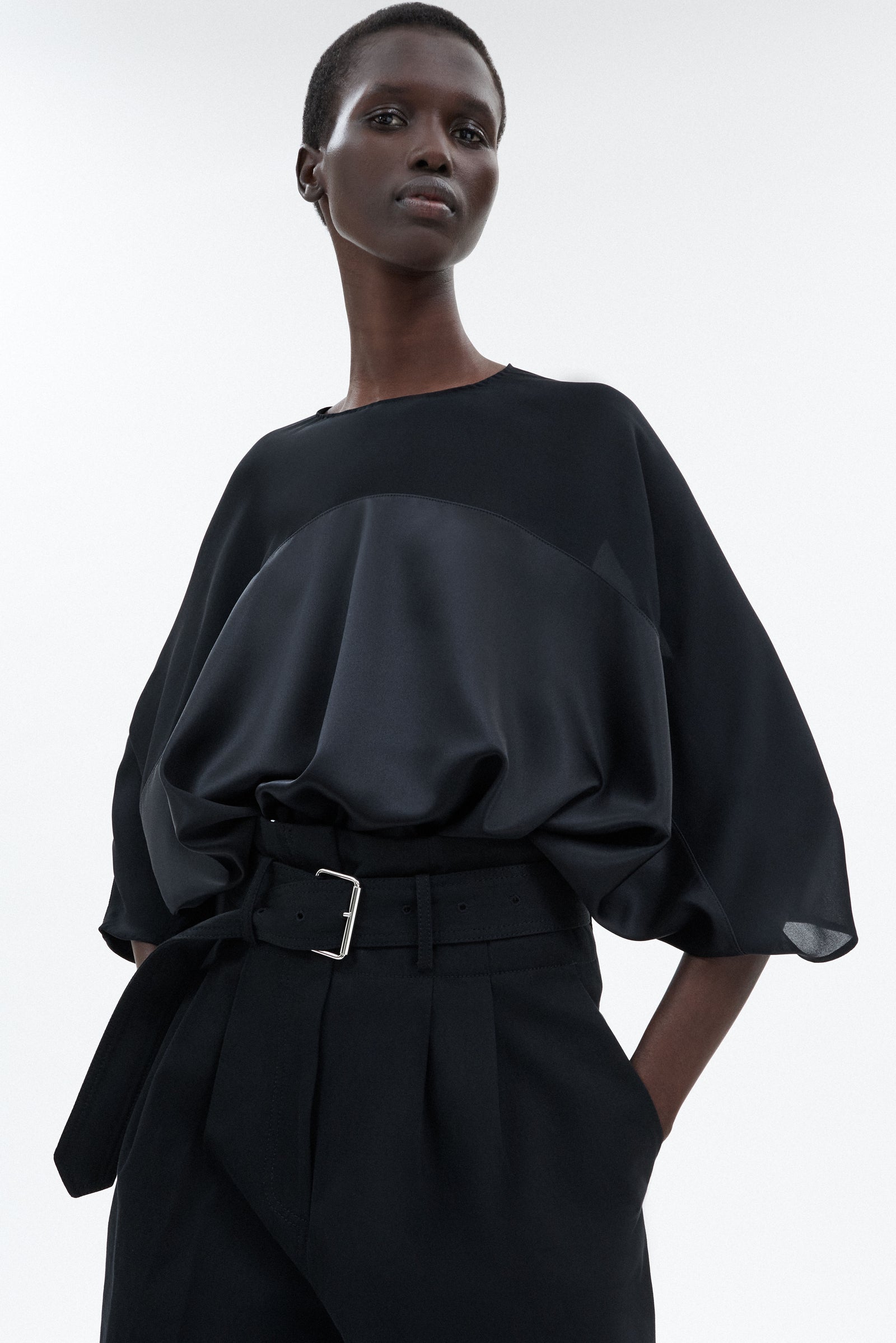 Pre-Fall 2025 - Model Image 30