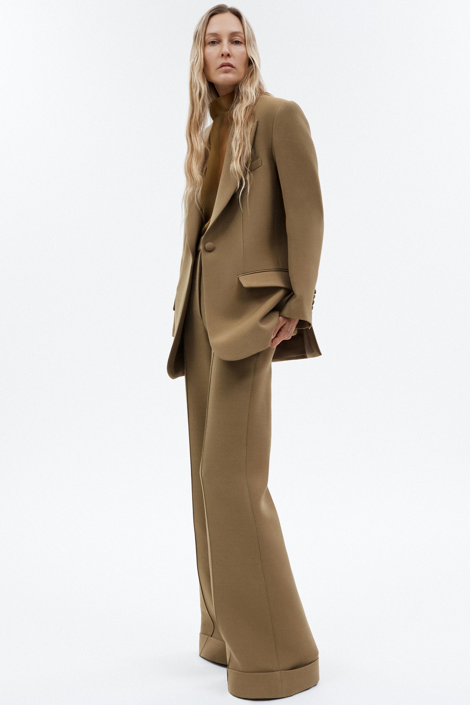 Pre-Fall 2025 - Model Image 3