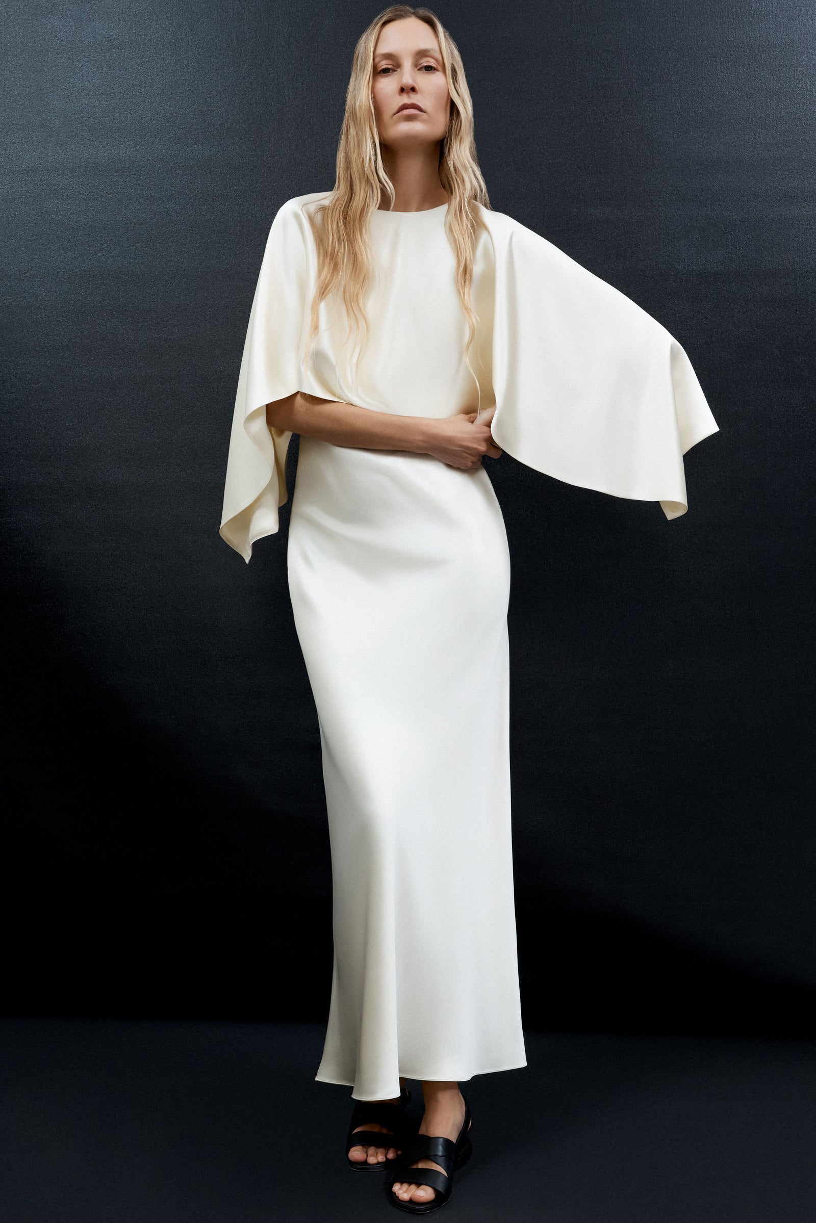 Pre-Fall 2025 - Model Image 42