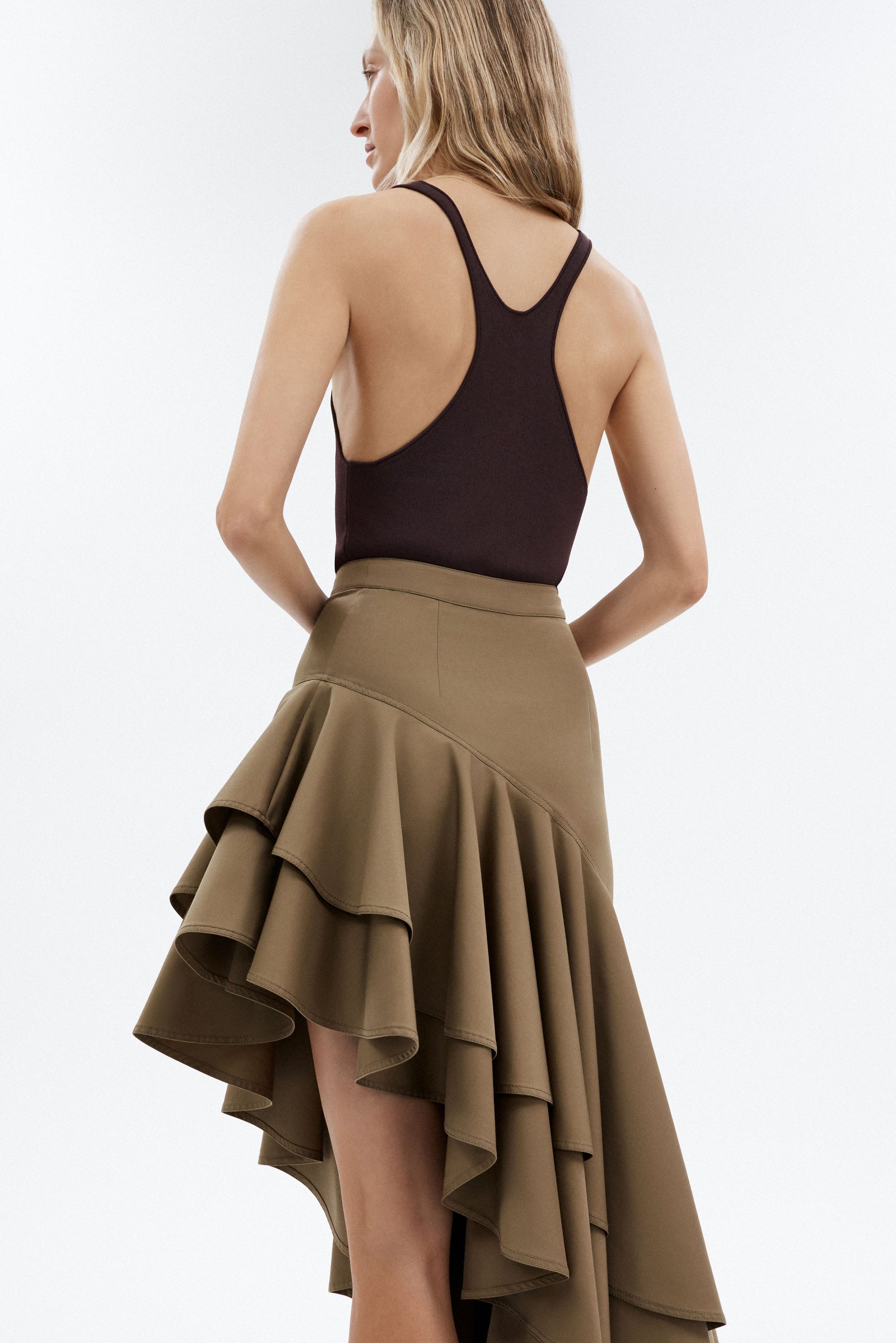 Pre-Fall 2025 - Model Image 6