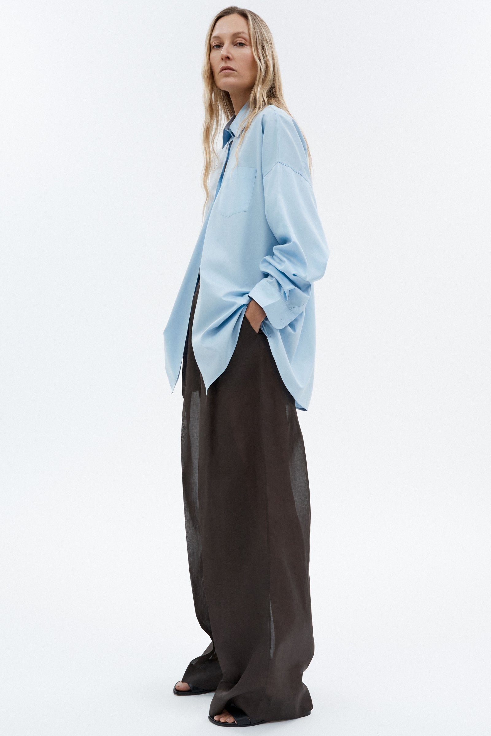Pre-Fall 2025 - Model Image 8