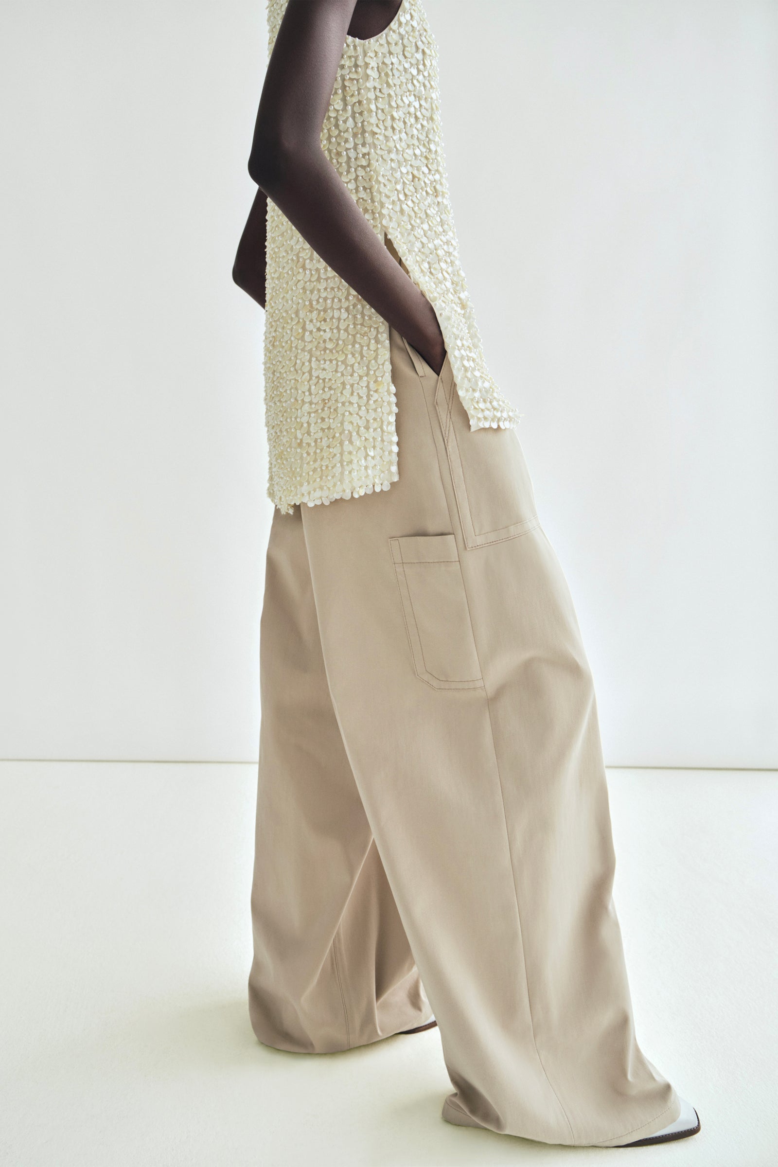 Spring 2025 - Model Image 7